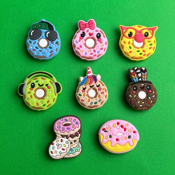 Donuts Crocs Shoe Charms Set of 8 - jibbitz Charms - Picture 1 of 3